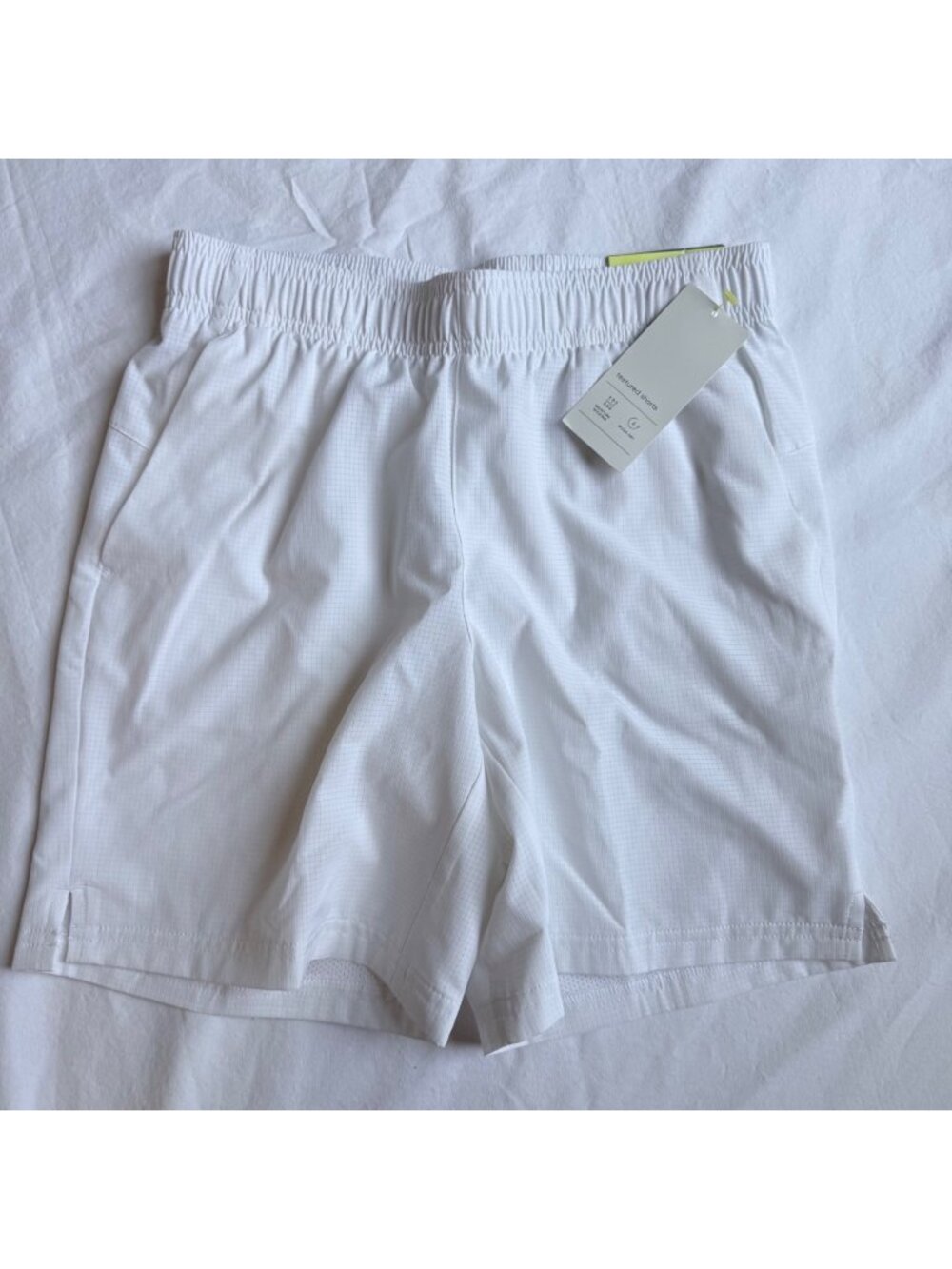 NEW All in Motion Boys' Textured Grid Woven Shorts Quick-Dry Performance Size L